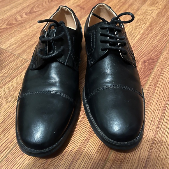 TIPTOP DRESS SHOES BLACK FOR KIDS SIZE 3 - Picture 2 of 6